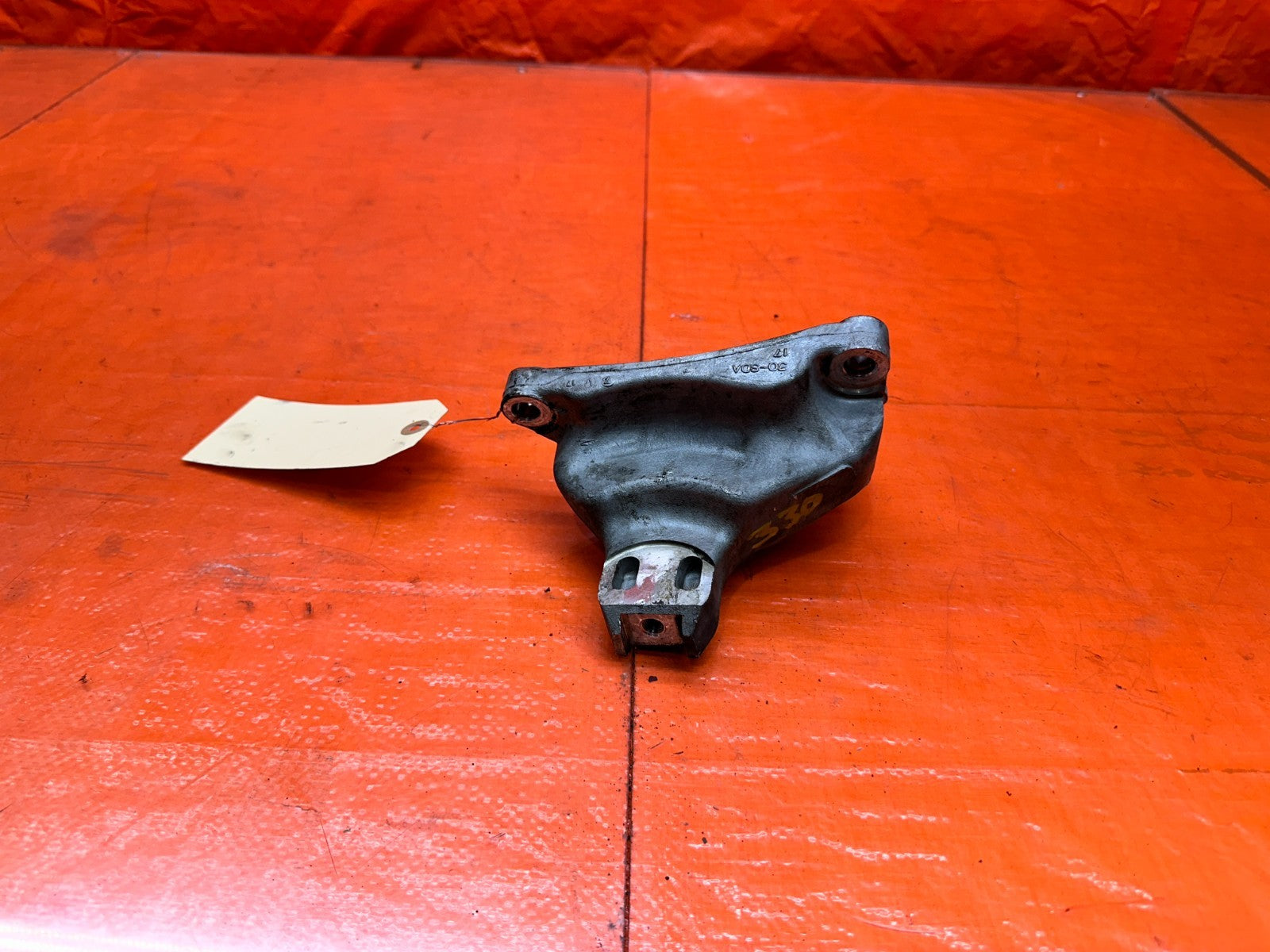 04 08 ACURA TSX 2.4L REAR ALUMINUM ENGINE MOUNT BRACKET OEM #3304
