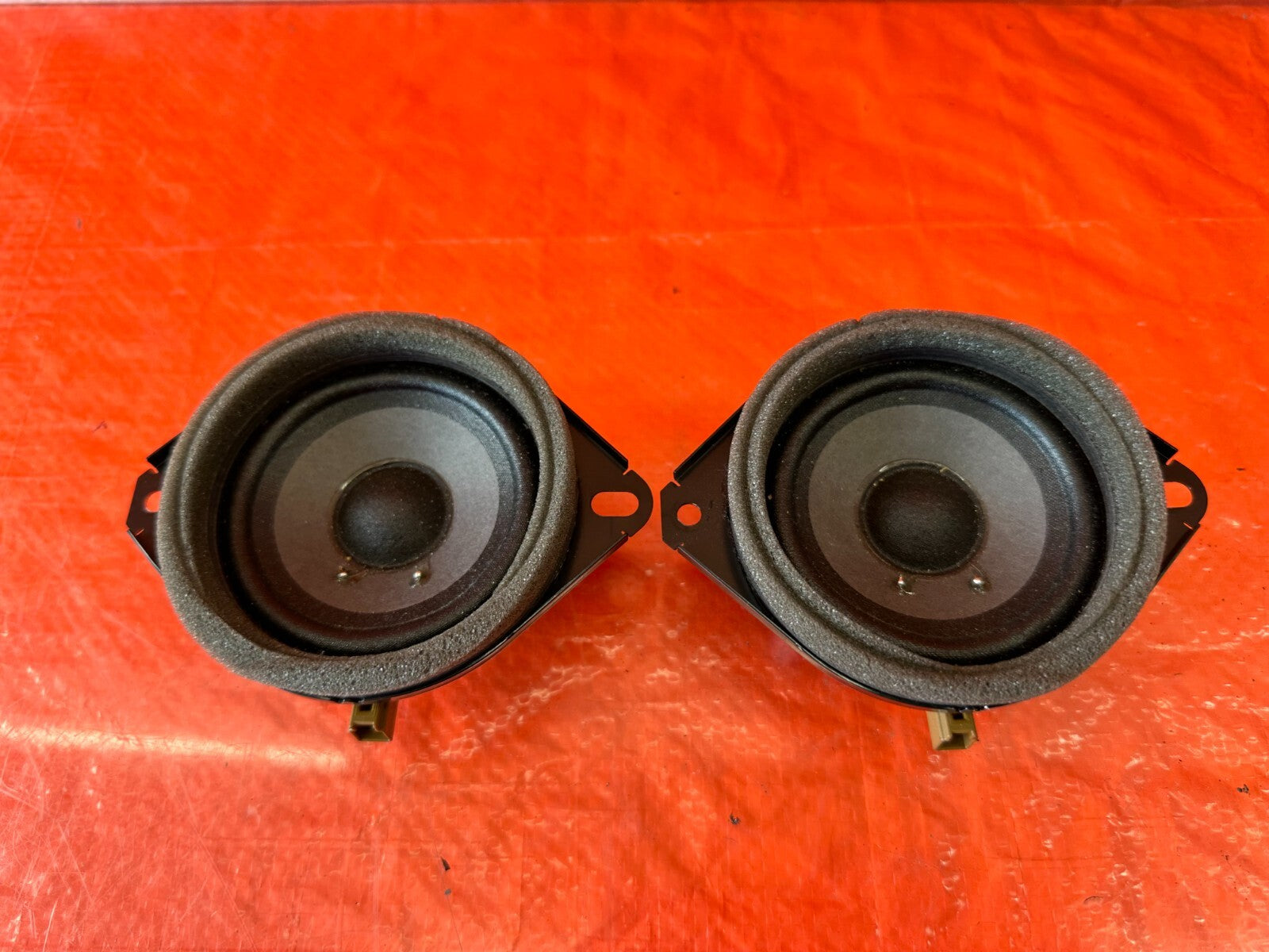 08 15 INFINITI G37 Q60 2D BOSE REAR QUARTER PANEL TRIM SPEAKERS LEFT & RIGHT 1885