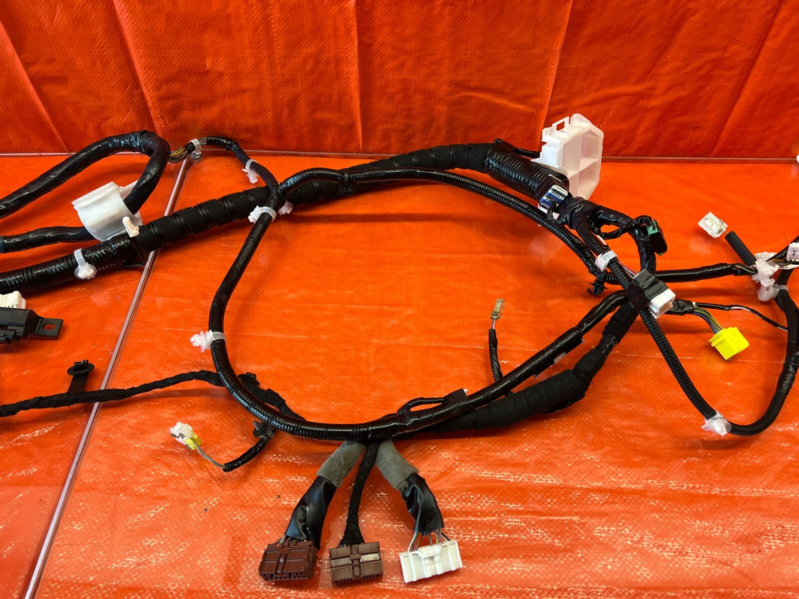 16 17 INFINITI Q50 RED SPORT 400   INTERIOR FLOOR BODY HARNESS   24014 6HB6A5