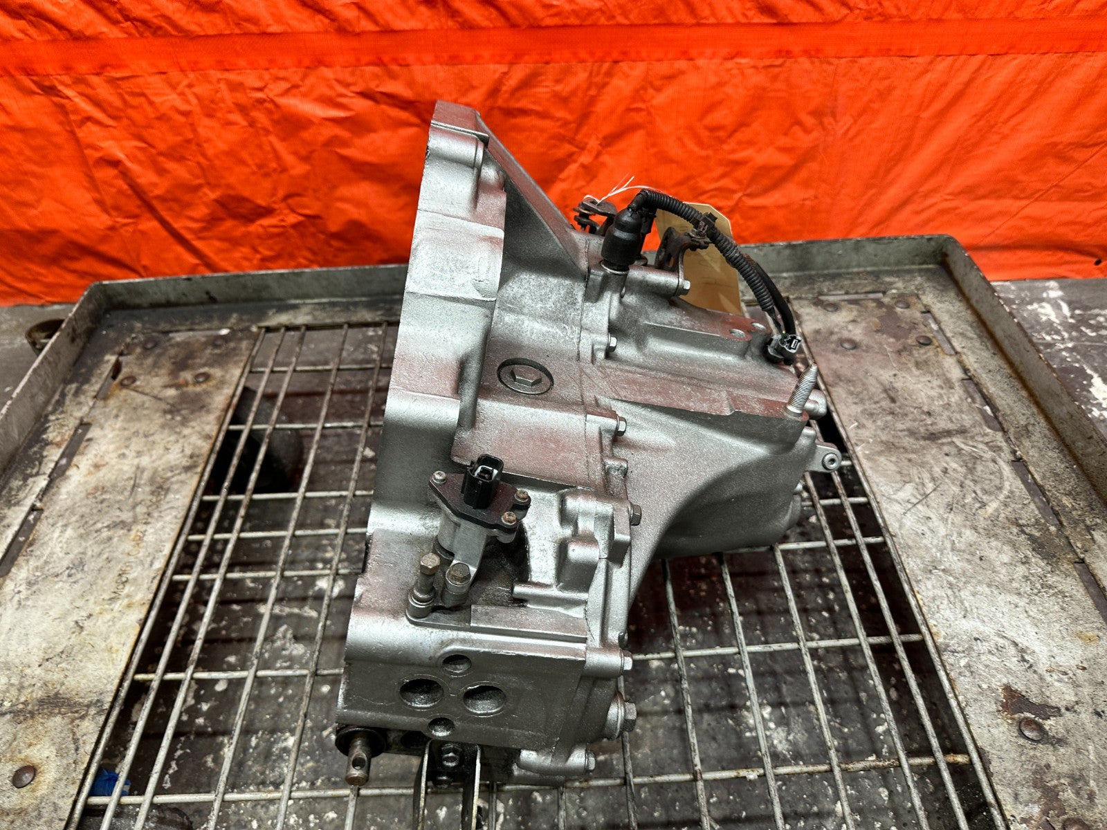 92 00 HONDA CIVIC   D16Z6 SOHC VTEC 5 SPEED MANUAL TRANSMISSION GEAR BOX OEM OE11