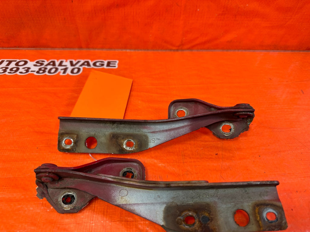 93 95 HONDA DEL SOL   HOOD HINGE SET   LEFT AND RIGHT HINGES   OEM #25611