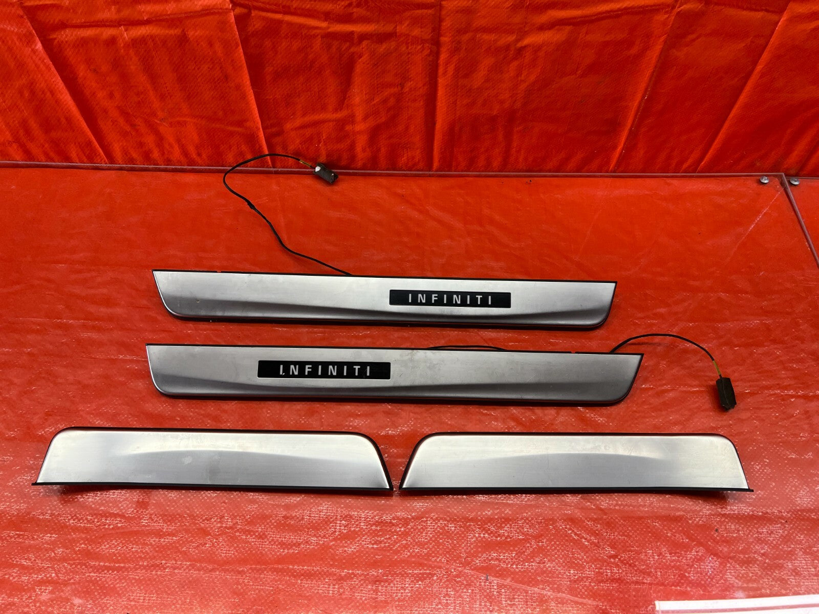 14 15 INFINITI Q50 ILLUMINATING LED SCUFF PLATE FLOOR PILLAR SET FRONT REAR OEM0