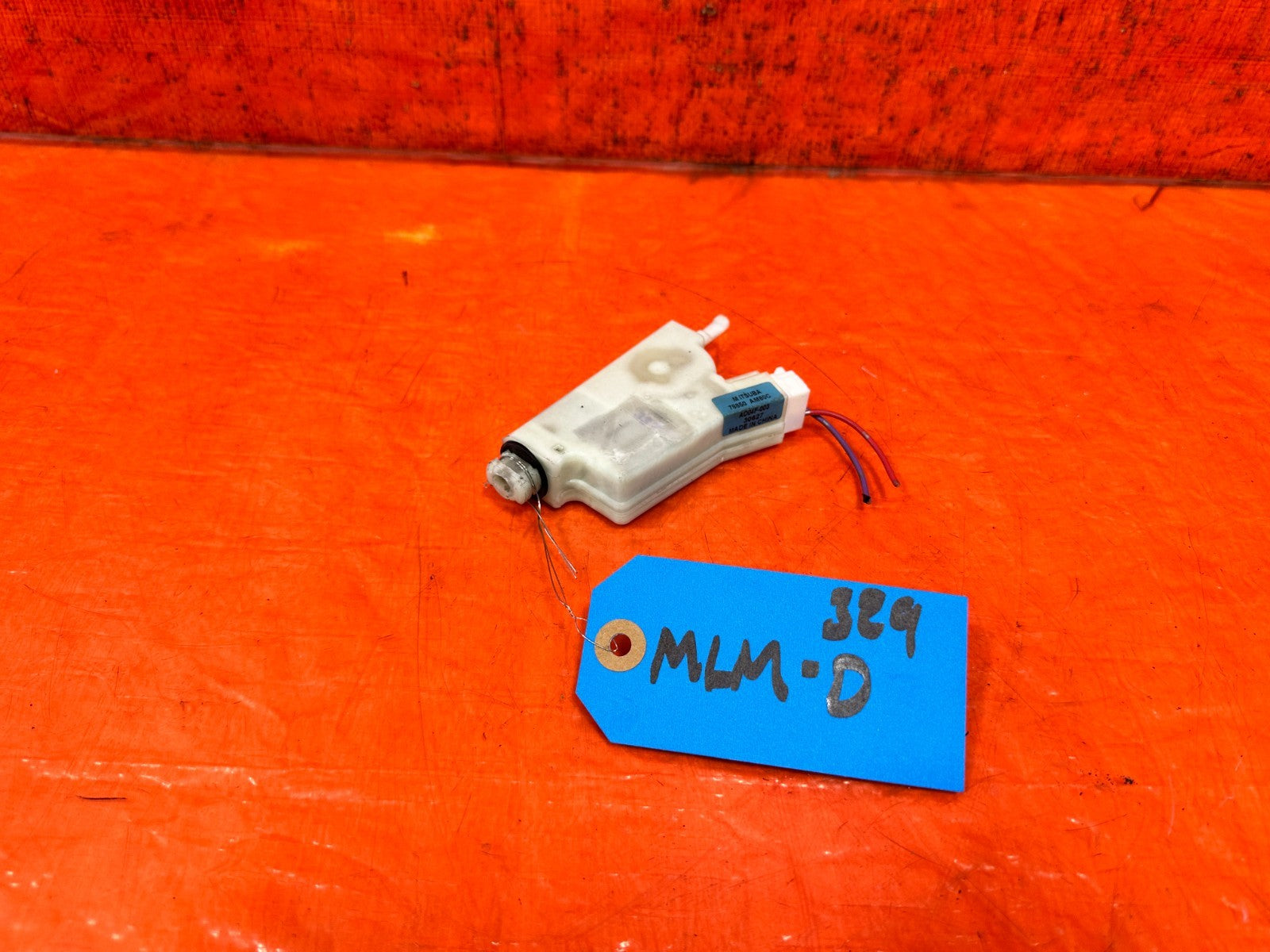 08 15 INFINITI G37 & Q60    2D COUPE   FUEL LID RELEASE MOTOR PUMP SWITCH   3290