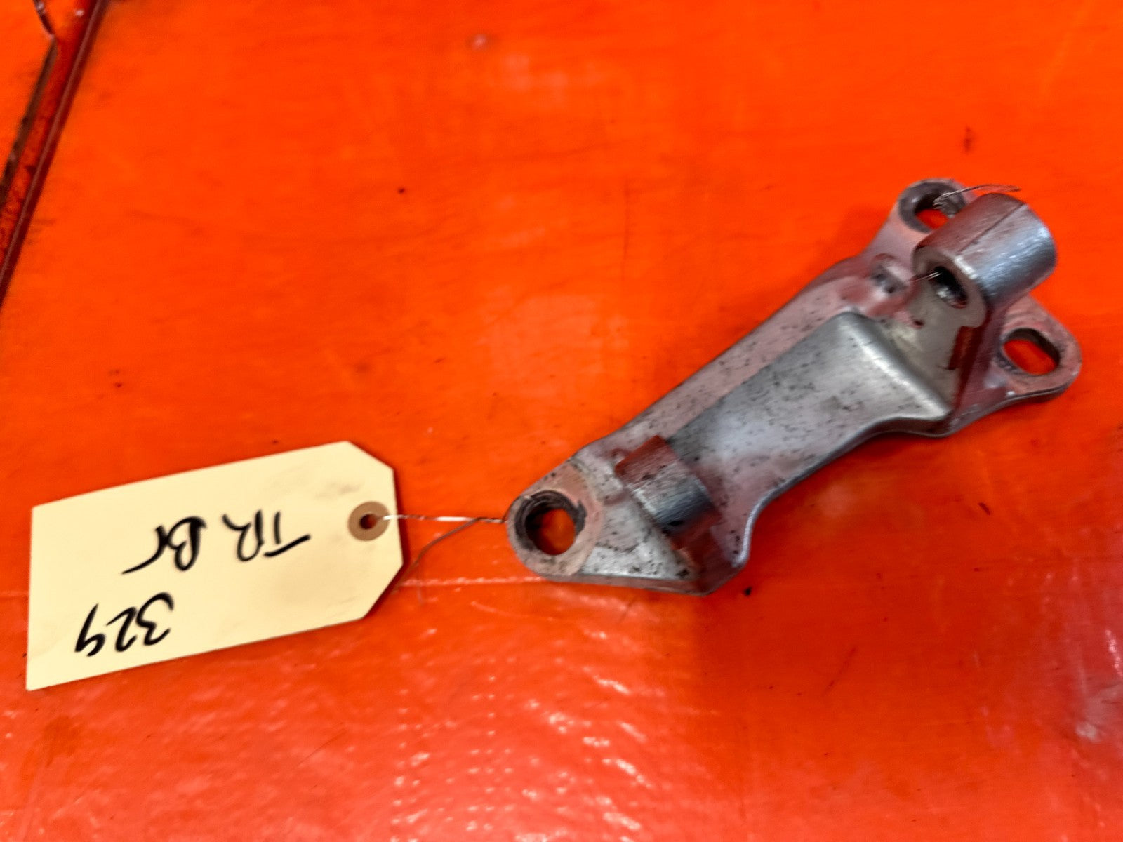 02 06 ACURA RSX TYPE S BASE K20 MANUAL TRANSMISSION MOUNT BRACKET OEM 3294