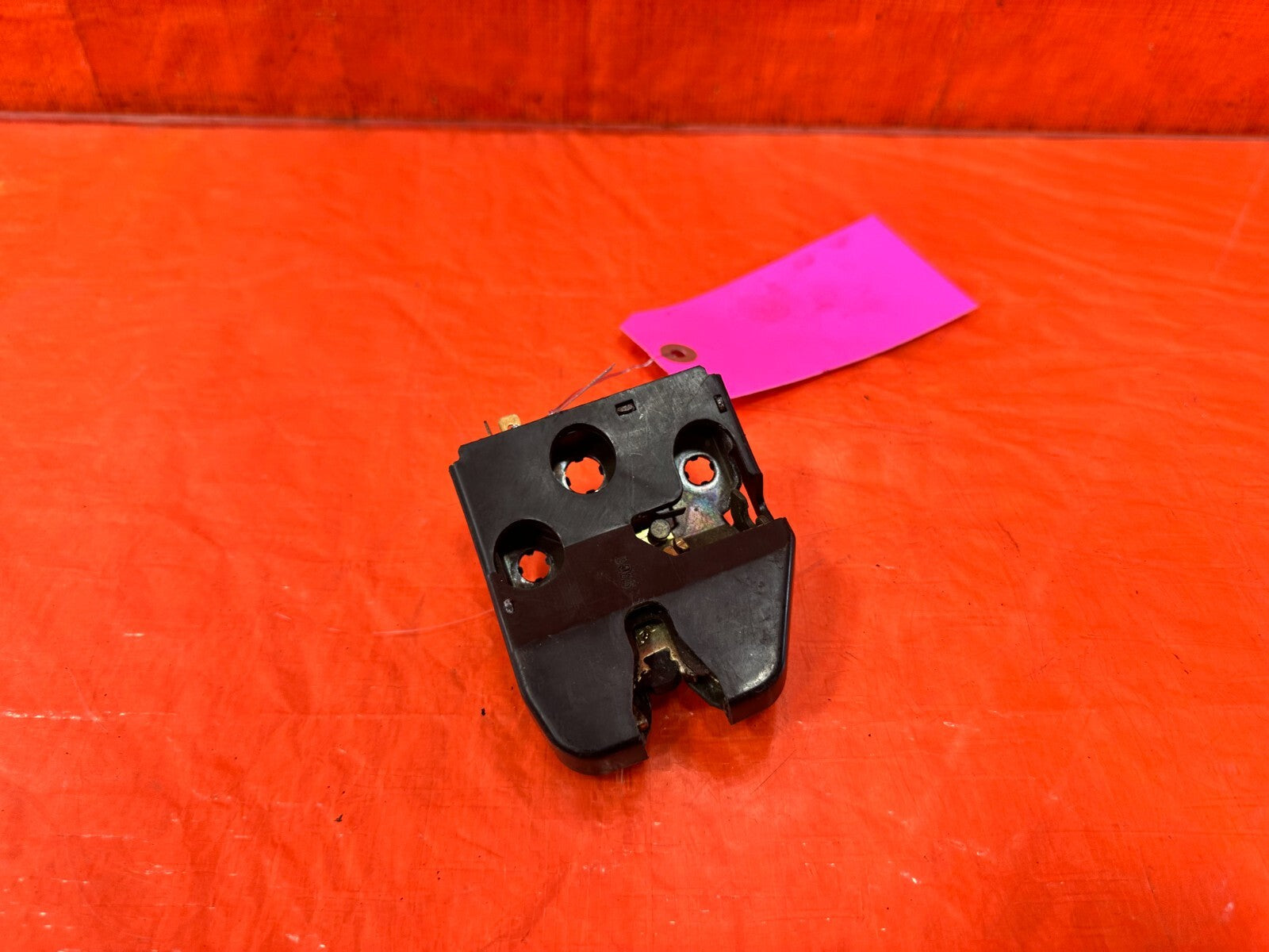 96 00 HONDA CIVIC   COUPE & SEDAN   TRUNK HINGE HATCH LATCH   OEM FACTORY  #2842