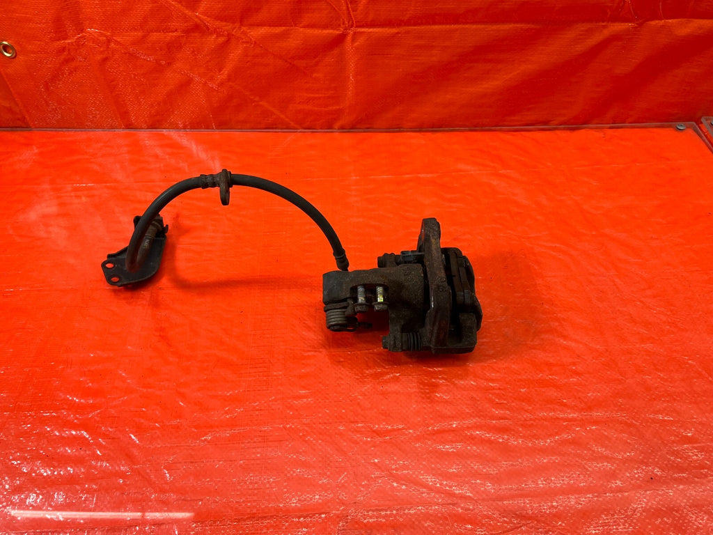 02 06 ACURA RSX BASE & TYPE S   DRIVER LEFT REAR BRAKE CALIPER   OEM FACTORY 1796