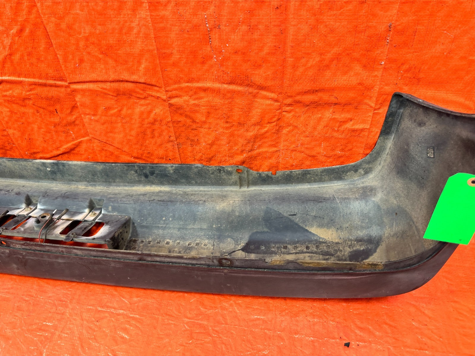 90 91 HONDA CIVIC HATCHBACK   REAR BUMPER COVER    OEM 31713
