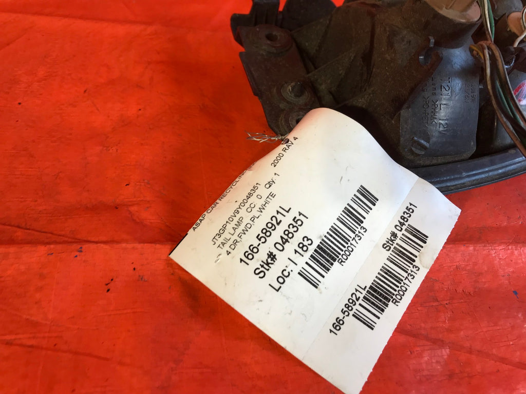 OEM 2004 04 TOYOTA RAV4 RAV 4 DRIVER LEFT TAIL LIGHT LAMP L LH7