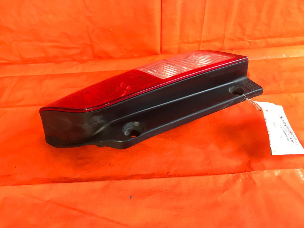 OEM 2005 2006 2007 05 06 07 NISSAN PATHFINDER PASSENGER RIGHT TAIL LIGHT LAMP RH5
