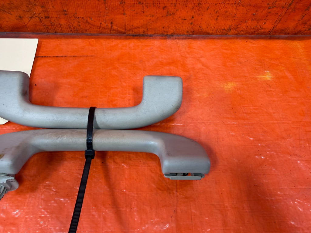 08 15 INFINITI G37 Q60 COUPE   INTERIOR GRAB HANDLES   LEFT & RIGHT   OEM #3281
