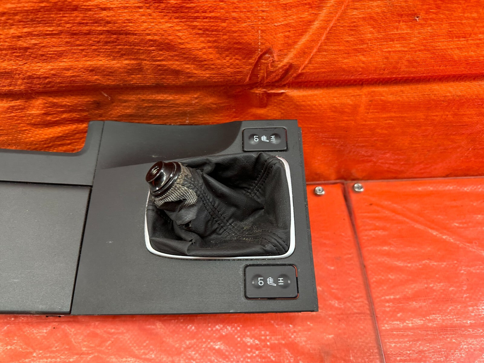 09 14 ACURA TSX   MANUAL   SHIFTER CONSOLE TRIM BEZEL W/ BOOT & CUP HOLDER  #2332