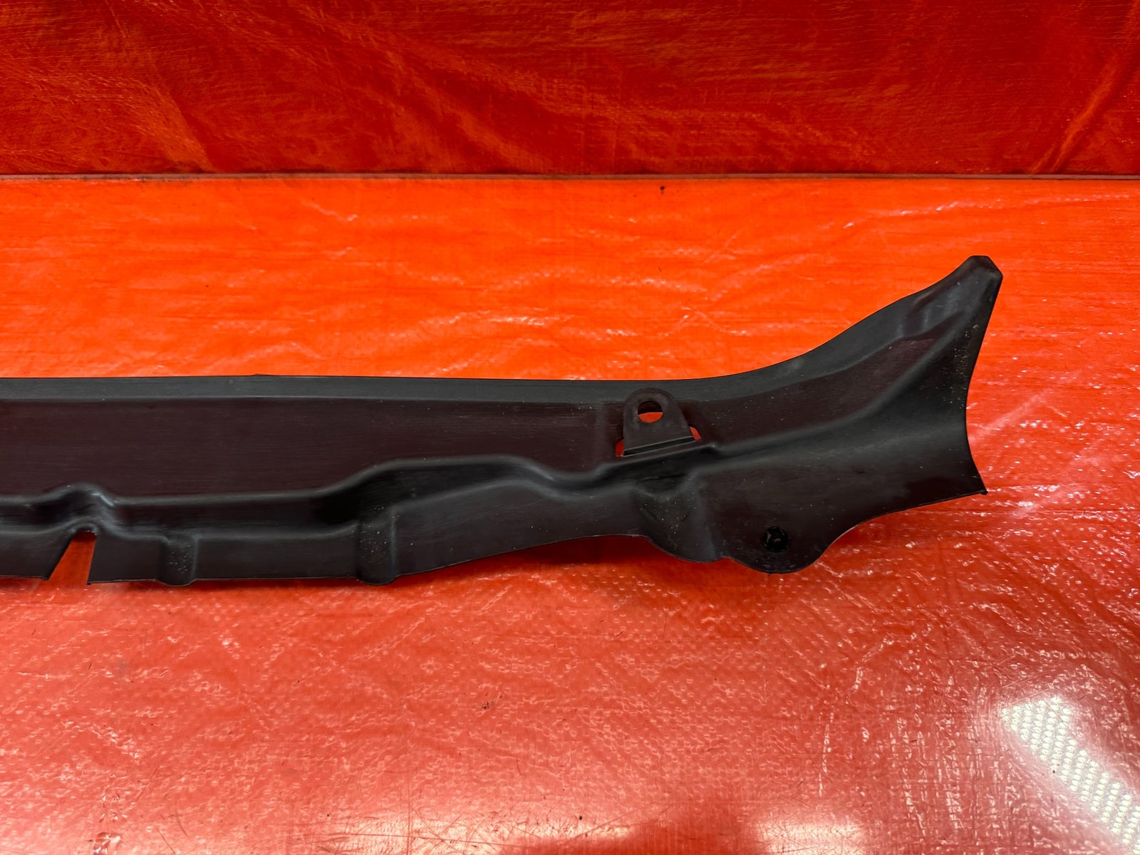 02 05 HONDA CIVIC SI EP3 HATCH PASSENGER RIGHT LOWER FENDER FAIRING TRIM OEM 2135