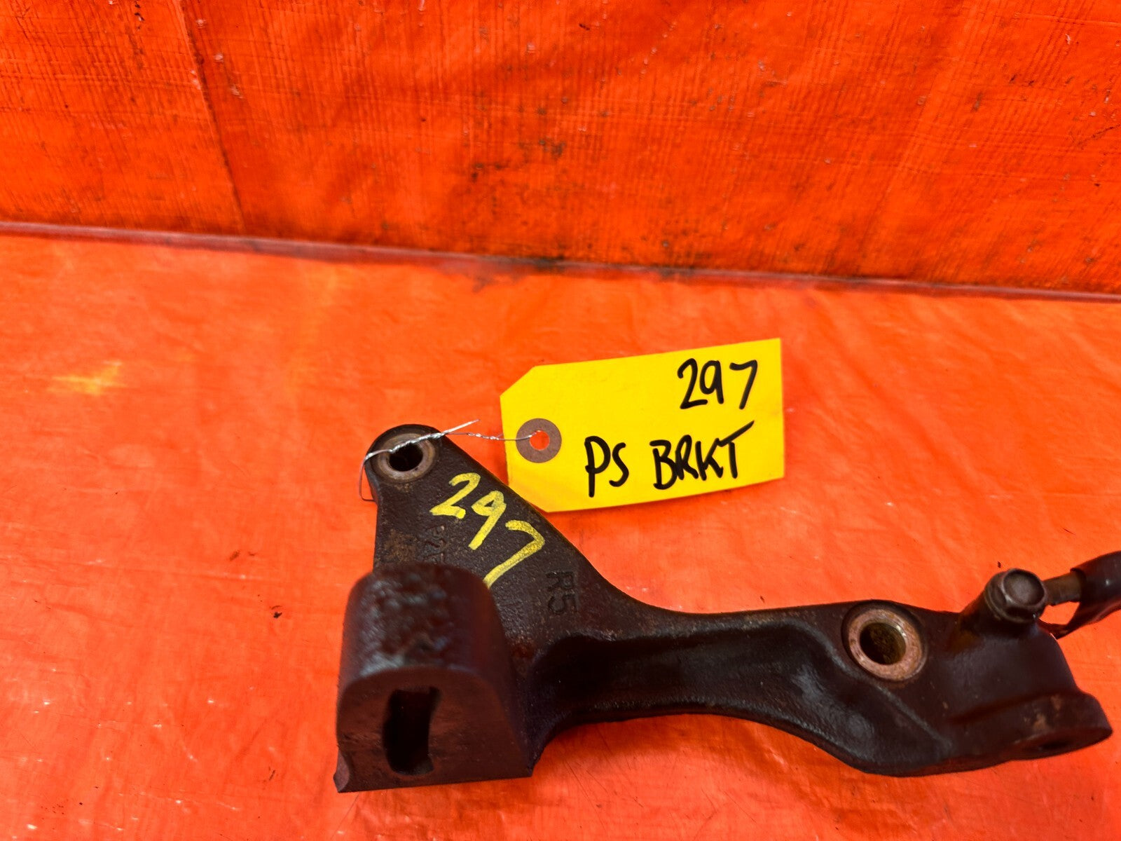 96 00 HONDA CIVIC EX DX LX CX HX GX POWER STEERING PUMP MOUNTING BRACKET OEM 2973