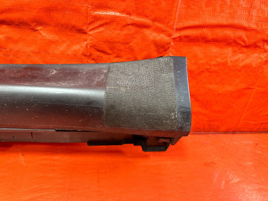09 13 INFINITI G37 CONVERTIBLE   DRIVER LEFT SIDE SKIRT ROCKER MOLDING OEM #3108