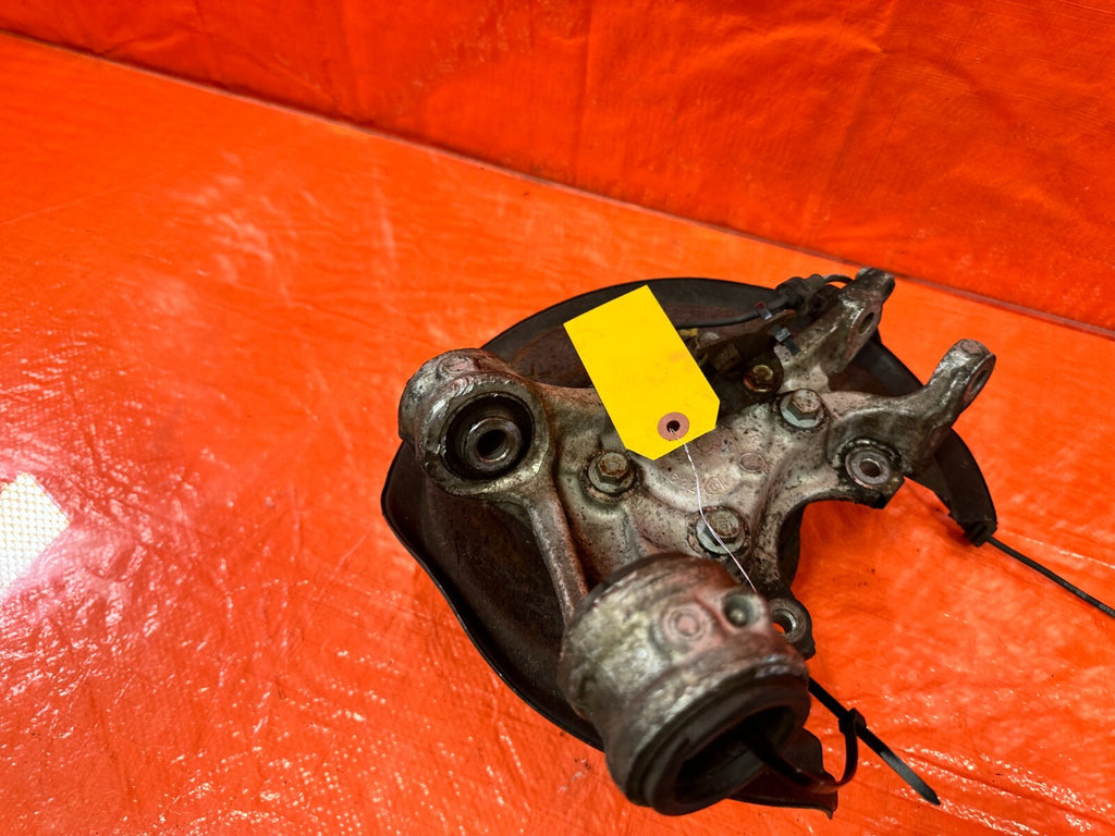 06 11 HONDA CIVIC SI   PASSENGER RIGHT REAR   SPINDLE KNUCKLE HUB   OEM #26411
