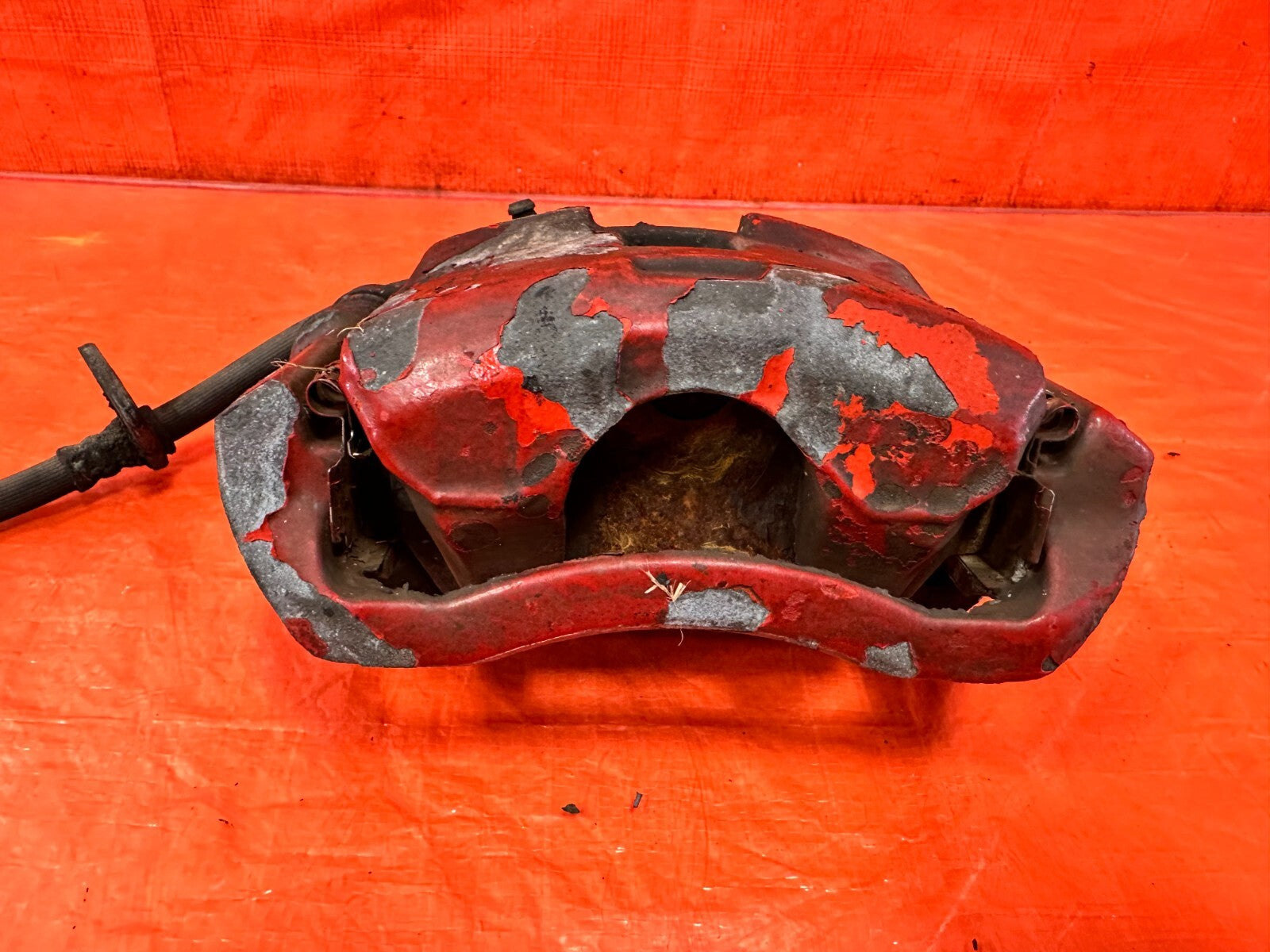 94 95 ACURA INTEGRA   PASSENGER RIGHT FRONT BRAKE CALIPER   OEM FACTORY 2741