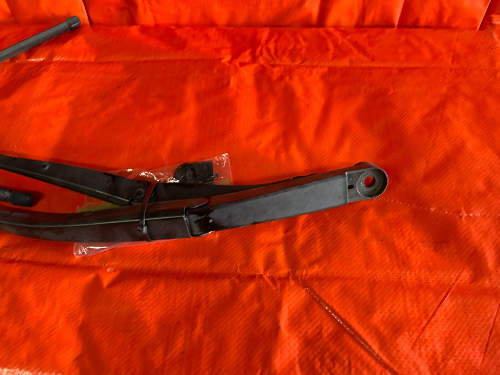 09 14 ACURA TSX   WINDSHIELD WIPER ARM SET   LEFT AND RIGHT WITH BLADES   OEM OE2
