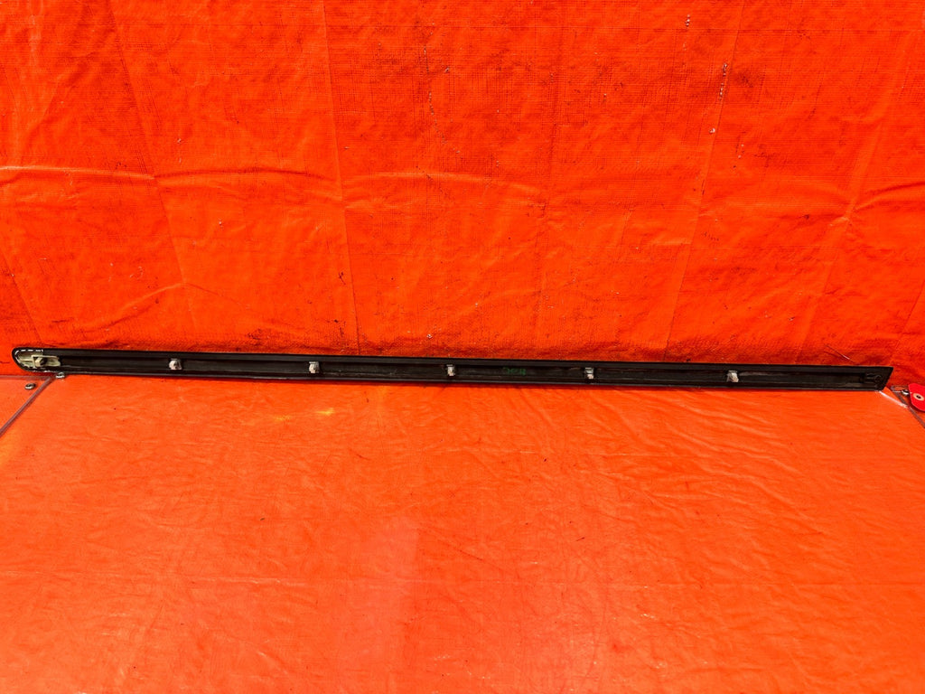 94 01 ACURA INTEGRA 2D   DOOR MOLDING IMPACT STRIP   RIGHT SIDE   OEM #3095