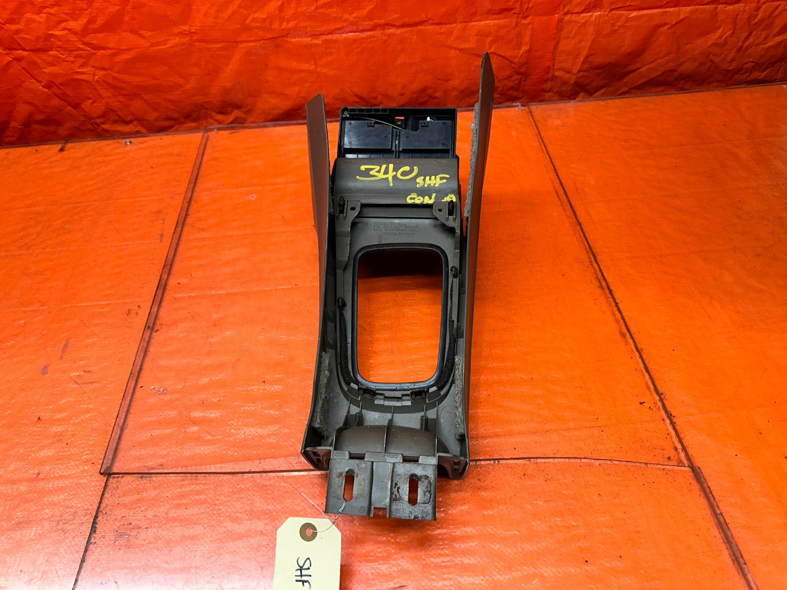 94-01 ACURA INTEGRA AUTOMATIC CENTER SHIFTER CONSOLE BEZEL OEM #34015