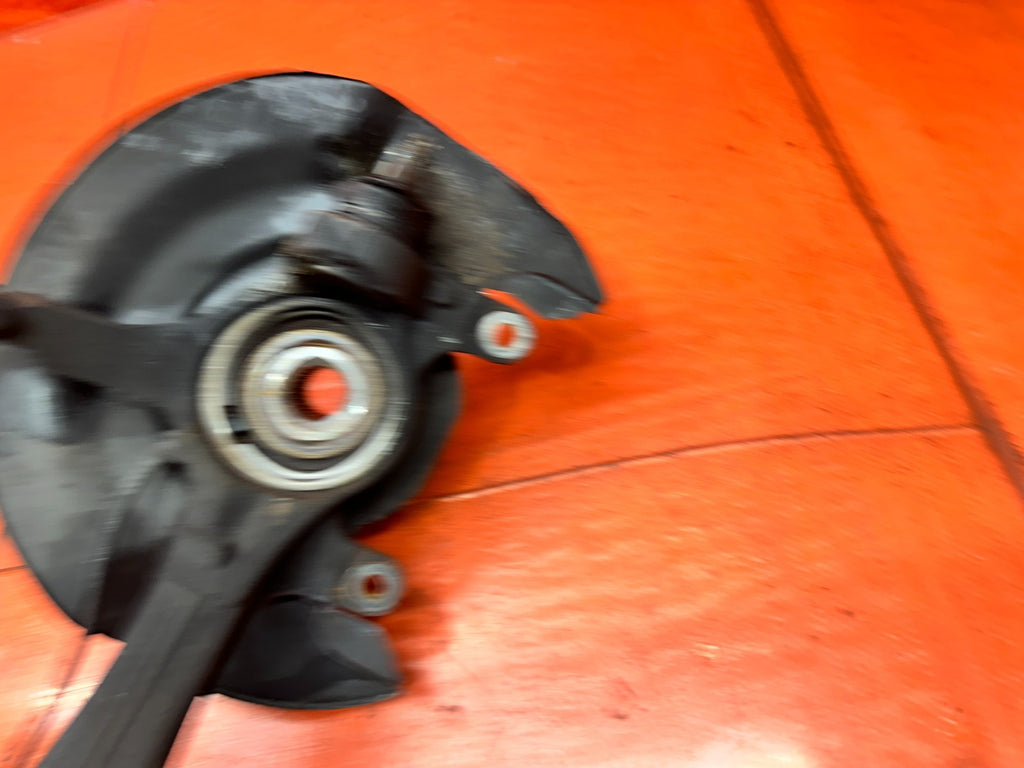 04-05 ACURA TSX 2.4L FRONT RIGHT PASSENGER SPINDLE KNUCKLE HUB OEM #33819