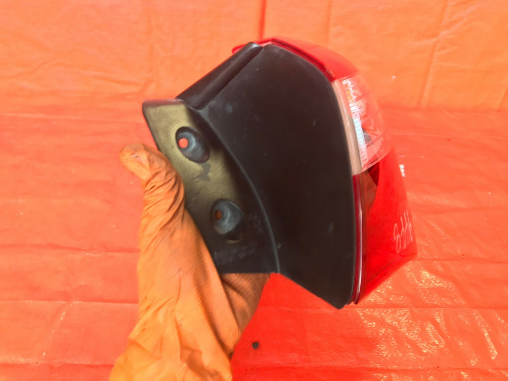 OEM 2014 2015 16 HYUNDAI ELANTRA GT HATCHBACK PASSENGER RIGHT OUTER TAIL LIGHT 7