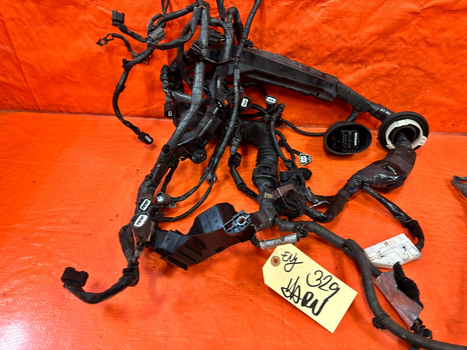 14 15 INFINITI Q60 CONVERTIBLE 3.7L VQ37 OEM MAIN ENGINE WIRE HARNESS A/T #32915