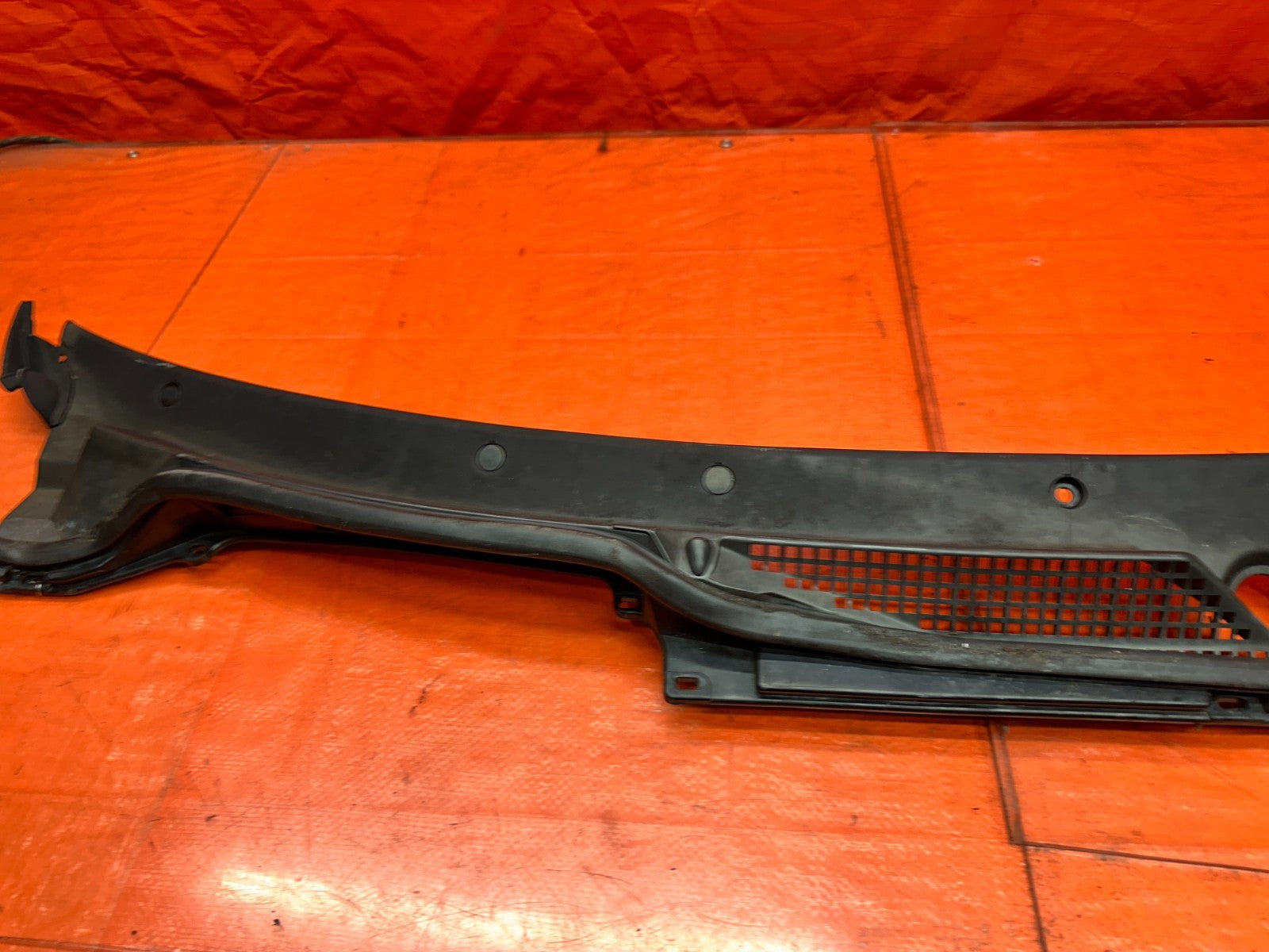 94-01 ACURA INTEGRA FRONT WINDSHIELD WIPER COWL GRILLE TRIM OEM #34013