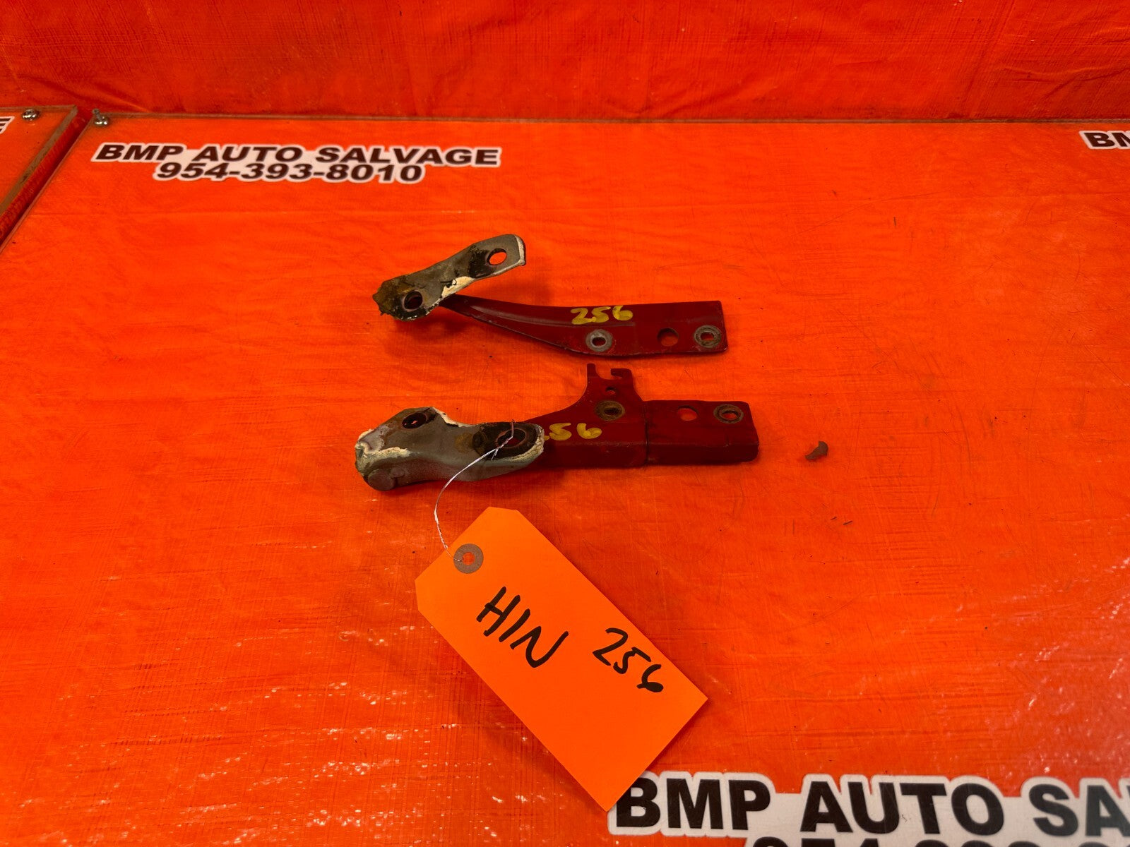 93 95 HONDA DEL SOL   HOOD HINGE SET   LEFT AND RIGHT HINGES   OEM #2560
