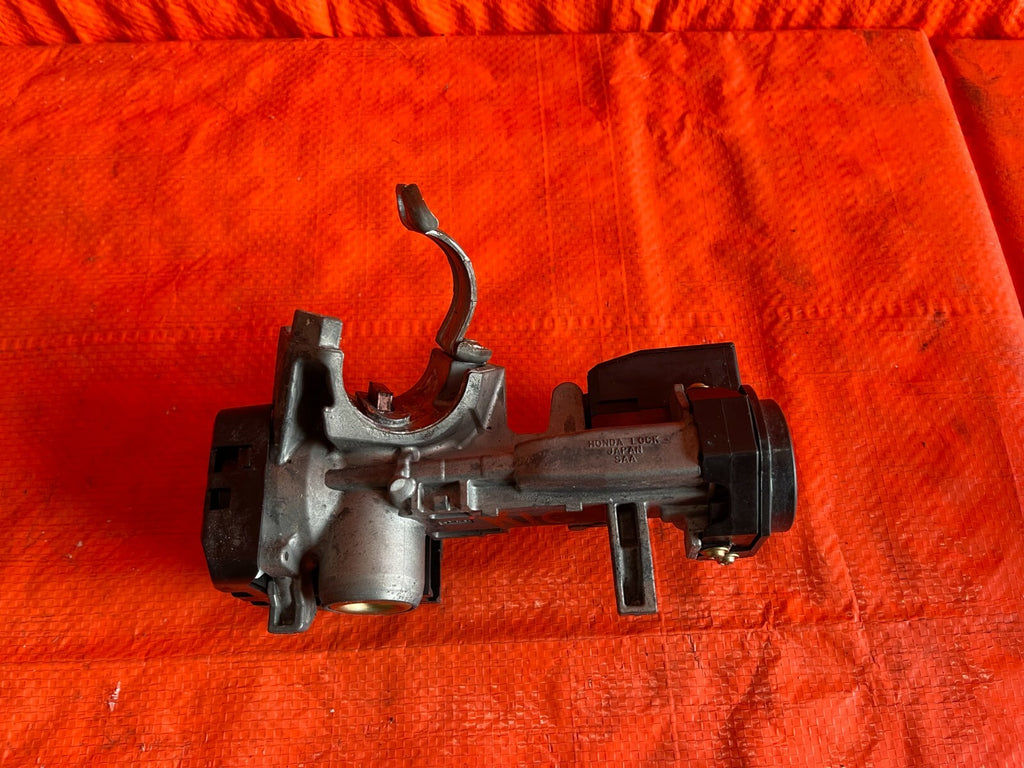 2003 03 HONDA CR V   MANUAL STICK SHIFT EX MODEL ONLY   KEY IGNITION SWITCH OEM3