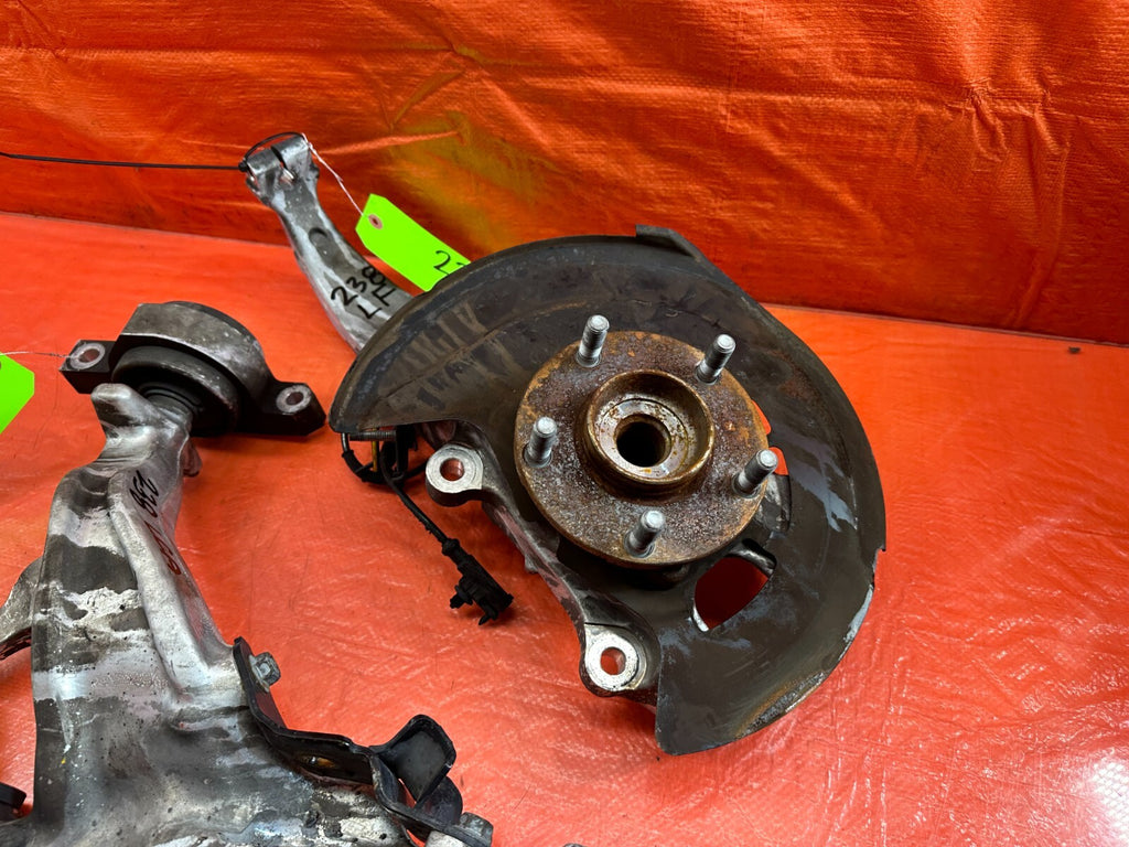 09 13 INFINITI G37 4D   RWD   LEFT FRONT SPINDLE W/ UPPER & LOWER CONTROL ARMS1