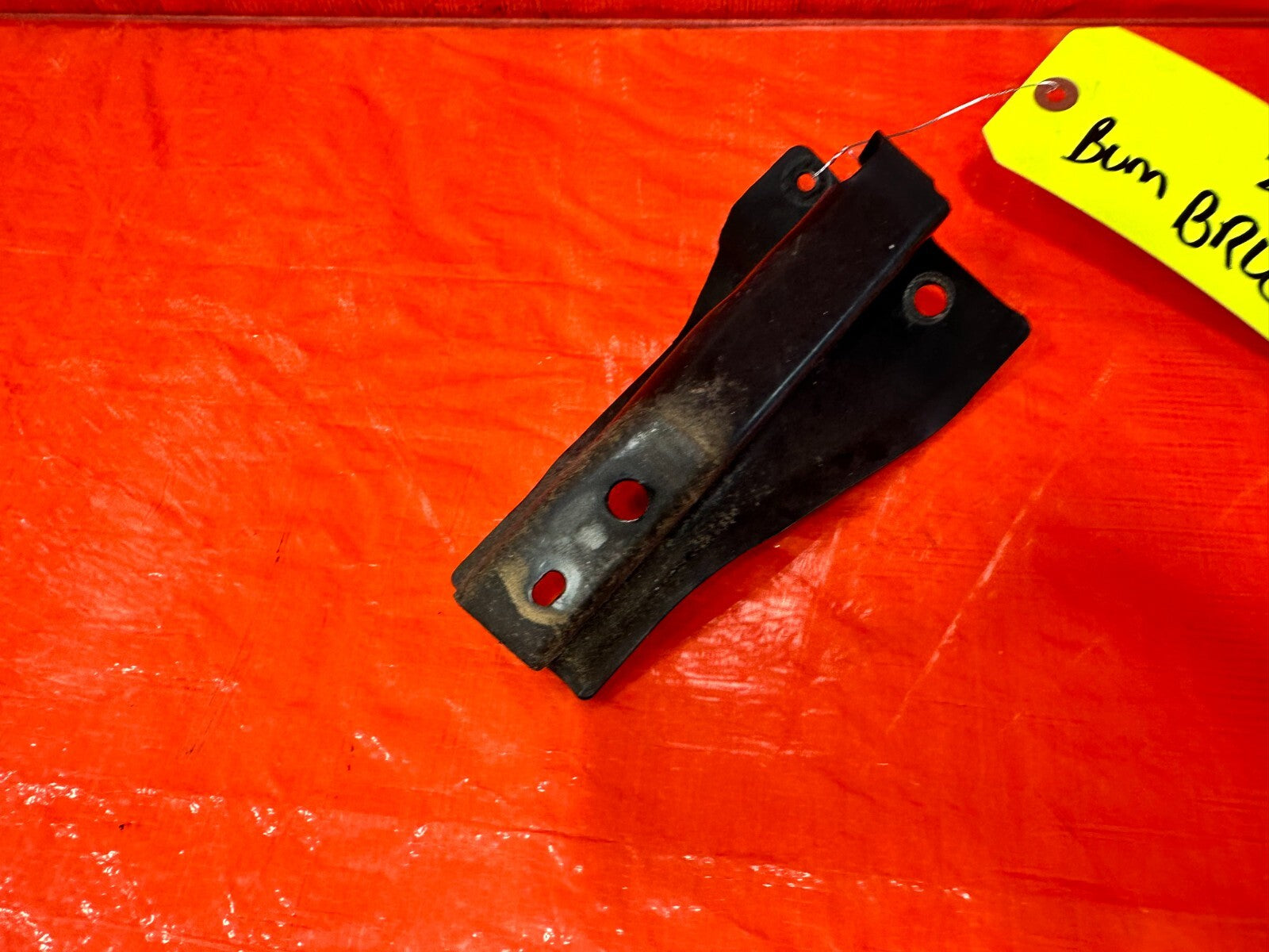 90 97 MAZDA MX 5 MIATA   CENTER MOUNTED RADIATOR SUPPORT HOOD LATCH COVER #2674