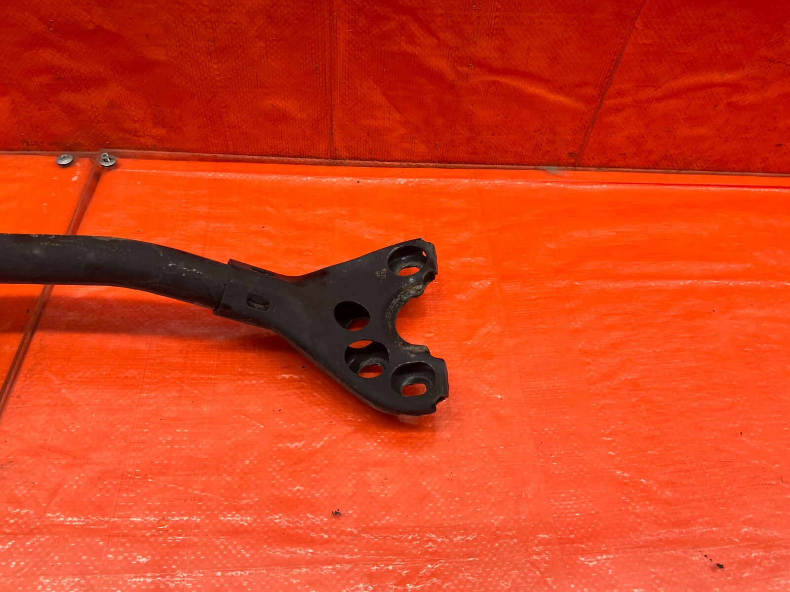 09 14 ACURA TSX 2.4L   FRONT STRUT SHOCK TOWER REINFORCEMENT BAR   OEM #1684