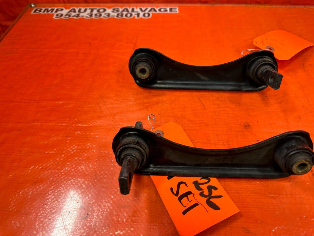 93 97 HONDA DEL SOL   LEFT AND RIGHT REAR UPPER CONTROL ARMS OEM FACTORY #2567