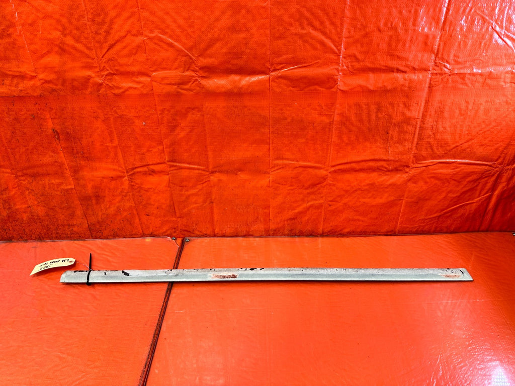 90 91 HONDA CIVIC HATCHBACK   DRIVER LEFT DOOR MOLDING IMPACT STRIP   OEM #3250
