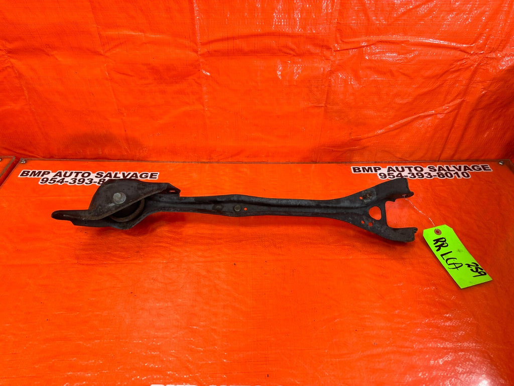 97 01 HONDA PRELUDE   PASSENGER RIGHT REAR TRAILING ARM CONTROL ARM   OEM #25910