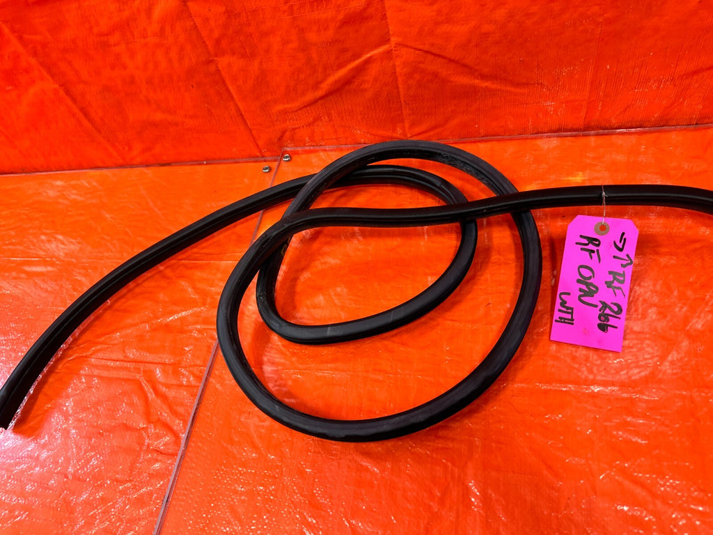 15 21 SUBARU WRX STI CHASSIS TO DOOR OPEN TRIM WEATHER STRIP RIGHT FRONT OEM 2667