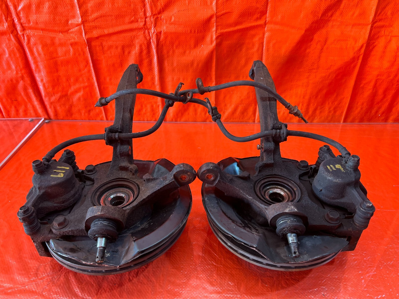 94 01 INTEGRA FRONT SPINDLE SET UP CALIPERS SPINDLES KNUCKLE HUB LEFT RIGHT #1199