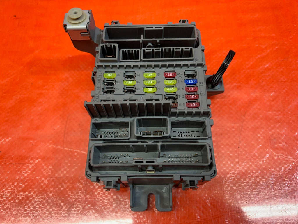 09 10 ACURA TSX INTERIOR CABIN UNDER DASH FUSE BOX PANEL   DRIVER LEFT SIDE #1675