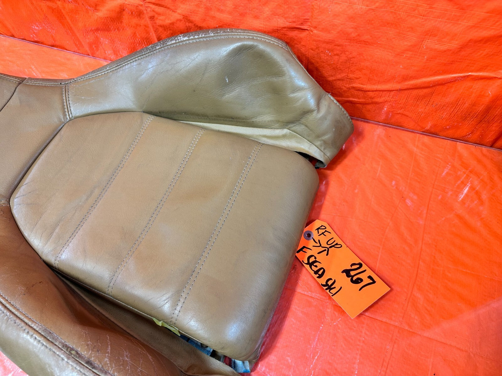 1993 93 MAZDA MX 5 MIATA   PASSENGER RIGHT FRONT UPPER SEAT SKIN WRAP COVER 2676
