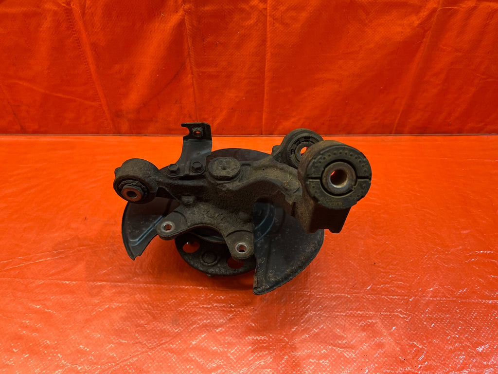 02 04 ACURA RSX   DRIVER LEFT REAR   SPINDLE KNUCKLE HUB   OEM FACTORY #1715