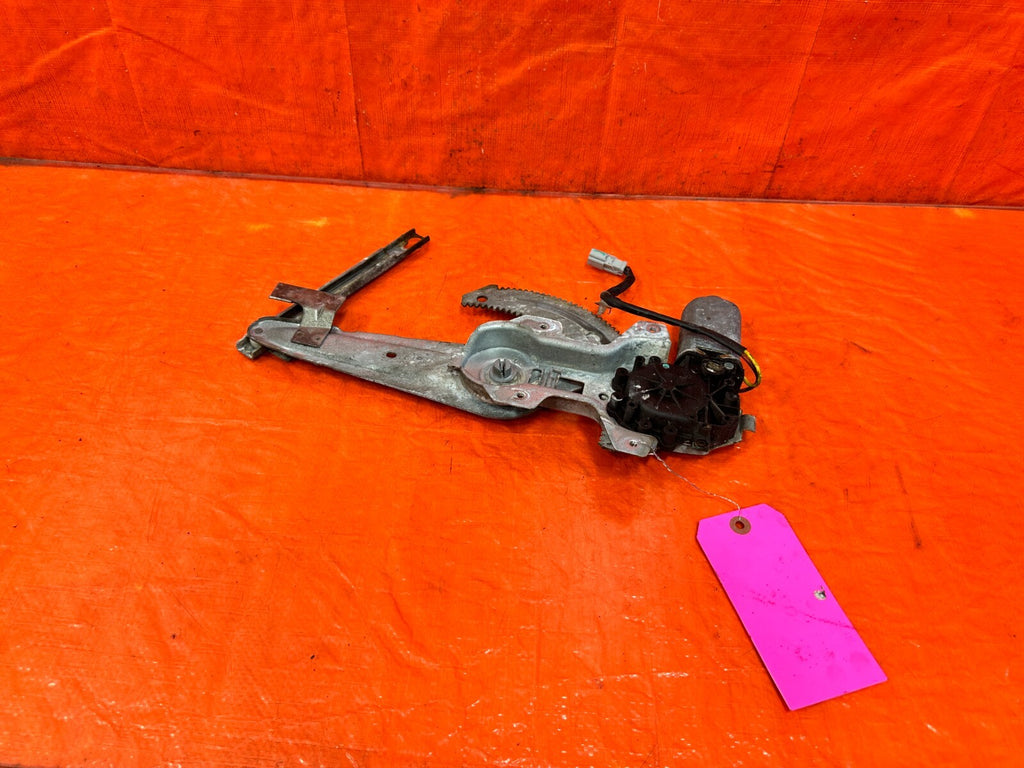 96 00 HONDA CIVIC 4D SEDAN PASSENGER RIGHT REAR WINDOW REGULATOR W MOTOR OEM 2971