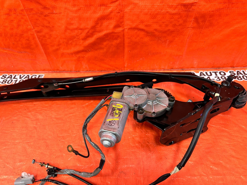 02 10 LEXUS SC430   LEFT CONVERTIBLE ROOF PANEL SUB LINK W/ MOTOR   OEM #2615