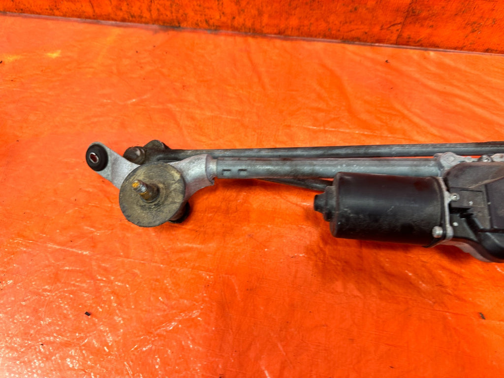 08 15 INFINITI G37 Q60 COUPE FRONT WINDSHIELD WIPER MOTOR LINKAGE OEM #3297