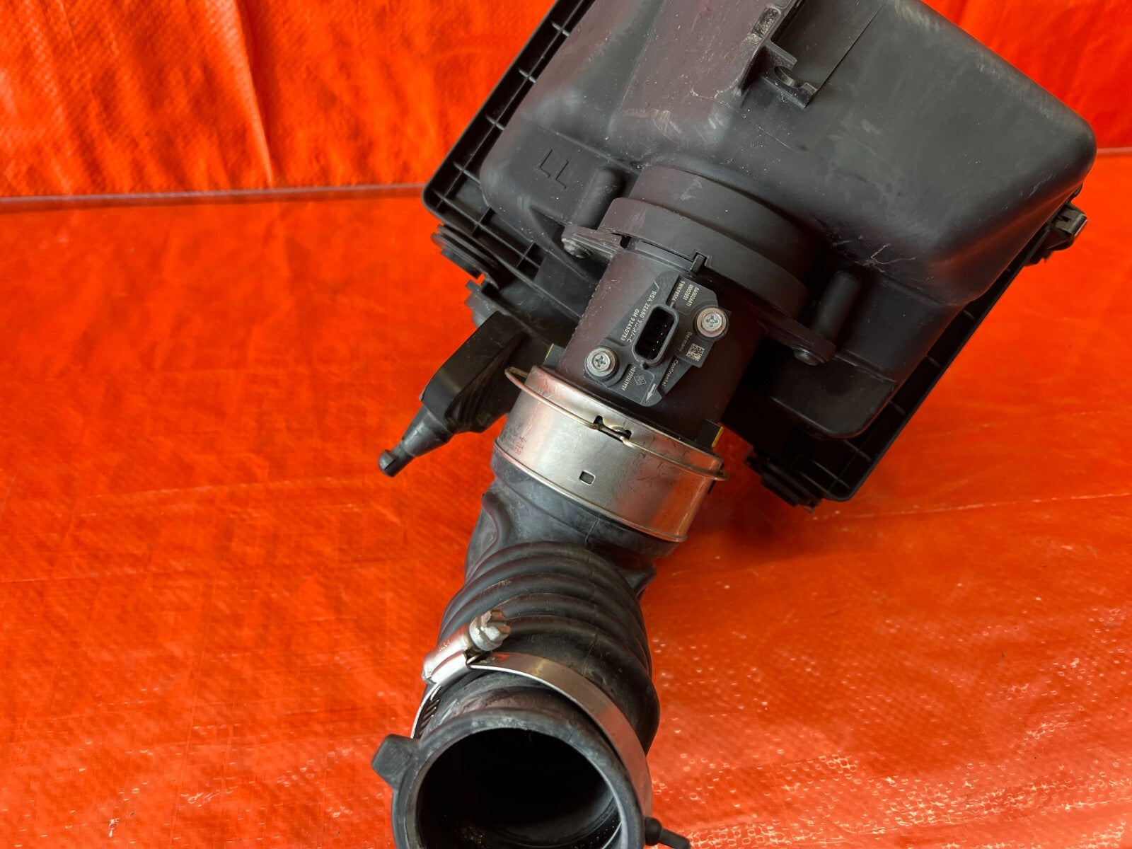 16 20 INFINITI Q50 Q60 3.0L COMPLETE AIR INTAKE HOUSING W/ INLET DUCT ARM LEFT 5