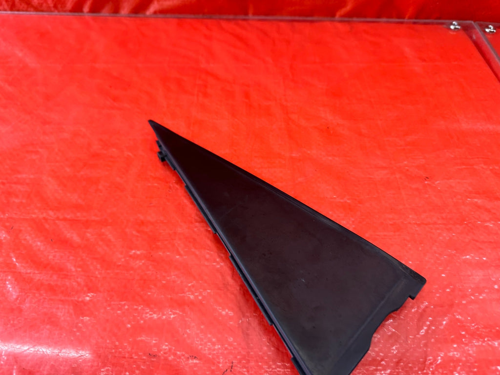 95 98 HONDA ODYSSEY   PASSENGER RIGHT REAR INTERIOR DOOR TRIM   OEM #1936