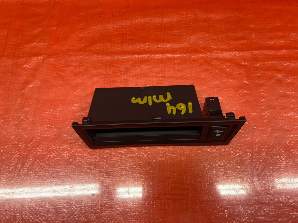 13-16 SCION FRS - STORAGE TRAY COMPARTMENT BOX POCKET W/ HEADHPONE JACK OEM #1647