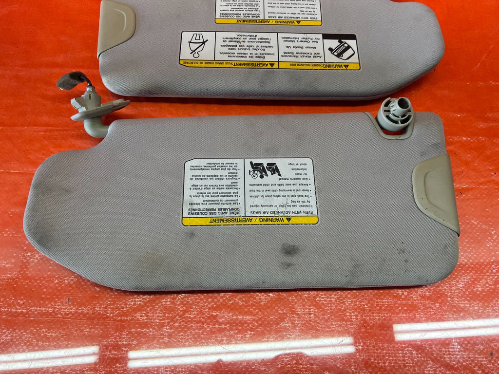 2010 10 INFINITI FX35   LEFT AND RIGHT SUN VISORS PAIR SET   OEM FACTORY #1163