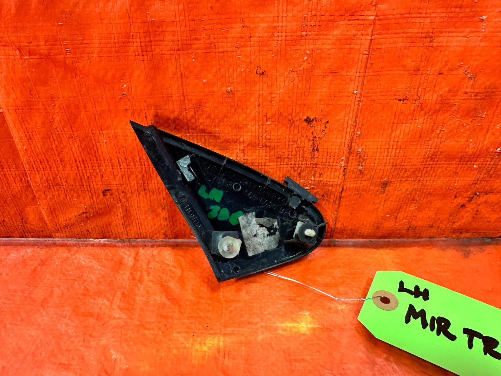 02 05 HONDA CIVIC SI EP3 HATCHBACK   LEFT EXTERIOR MIRROR TRIM COVER PLASTIC 3062