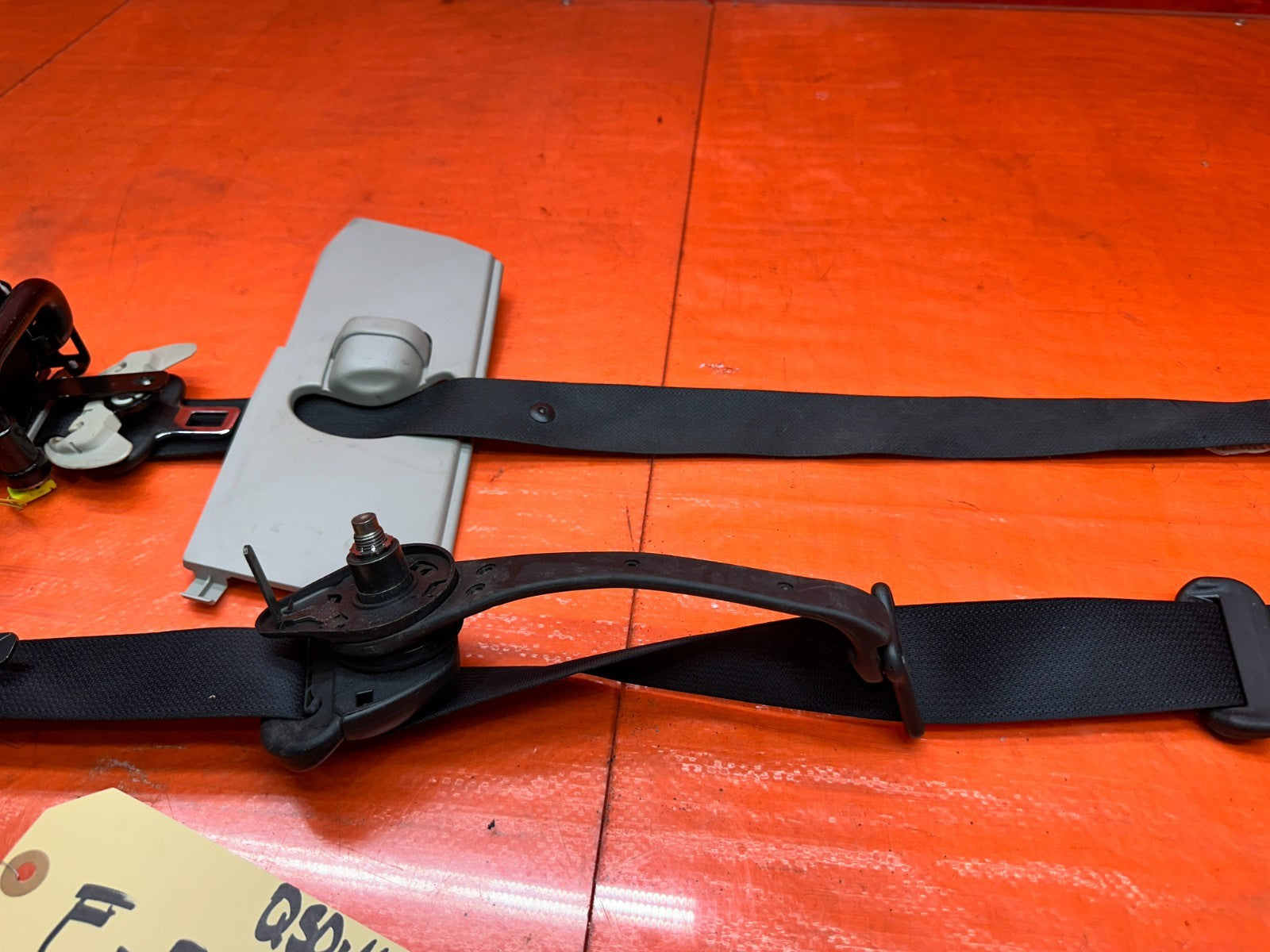 14 23 INFINITI Q50 LEFT & RIGHT FRONT SEAT BELTS SAFETY BELT BLACK OEM FACTORY 45