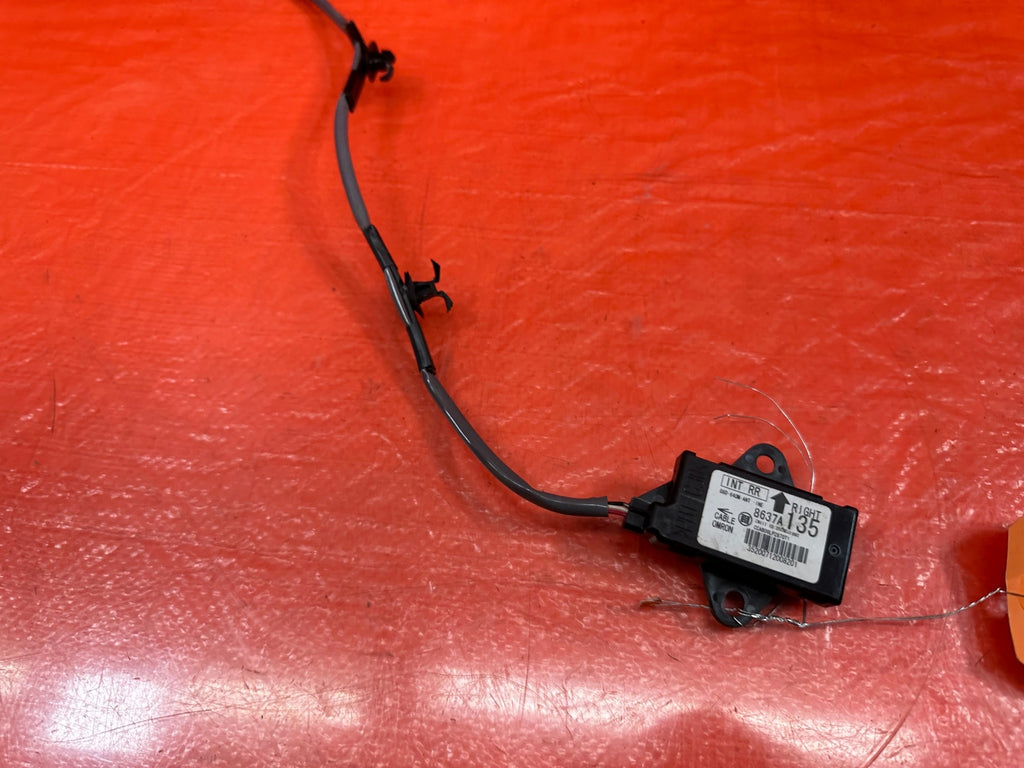 08 15 LANCER EVOLUTION X EVO 10   KEYLESS ENTRY ANTENNA 8637 A135   OEM #2066
